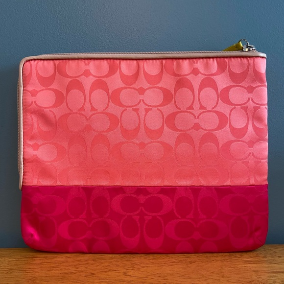 Coach tablet Case - Picture 3 of 15